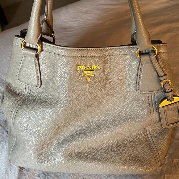 Prada Handbag (authentic) - Picture 1 of 4